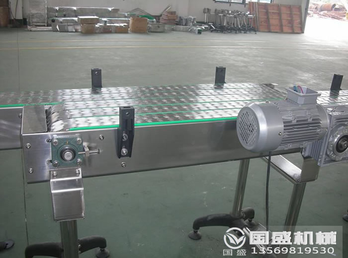 不銹鋼鏈板輸送機(jī) 不銹鋼鏈板輸送機(jī)